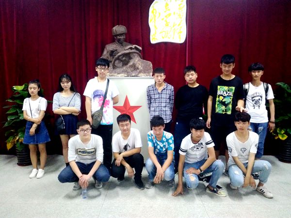 \\Xsc1\2014.9瀛︾敓绉戣祫鏂橽瀹ｄ紶鎶ラ亾\2016-2017-2鏂伴椈\2017.6.2瀛︿範闆烽攱绮剧鍖呮晱\鏂板缓鏂囦欢澶筡QQ鍥剧墖20170602111636_鍓湰.jpg