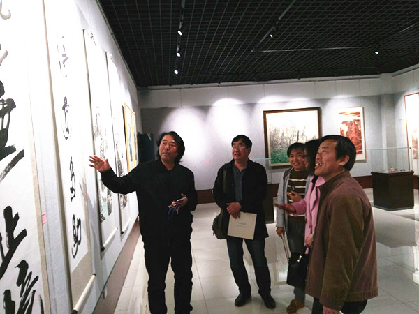 铓屽煚宸ヨ壓缇庢湳瀛︽牎鍩虹鏁欏閮ㄥ紑灞曟暀鐮旀椿鍔?.jpg