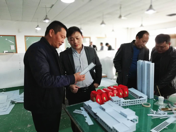 蚌埠工艺美术学校到上海菁迪模型设计公司调研1.jpg