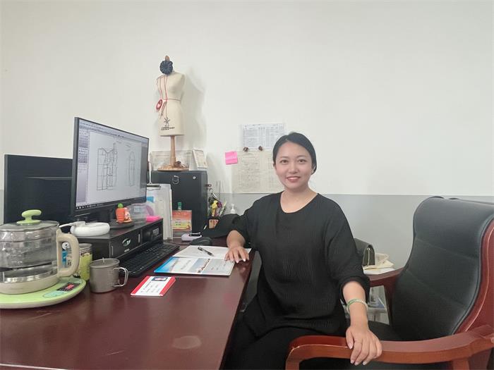 张晔红1.jpg