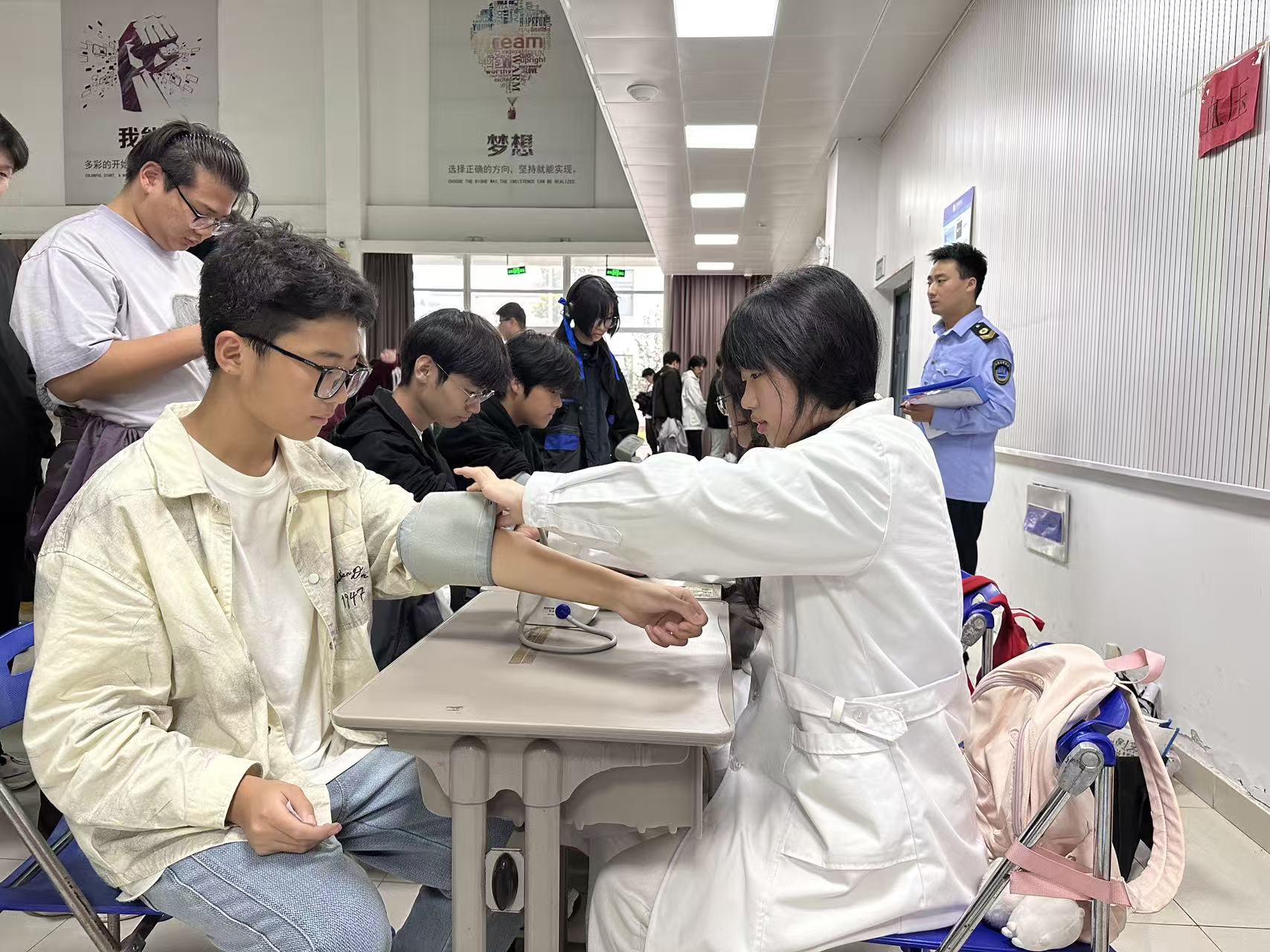 428165244cf13885ffecd24fc6c26a56.jpg 428165244cf13885ffecd24fc6c26a56.jpg