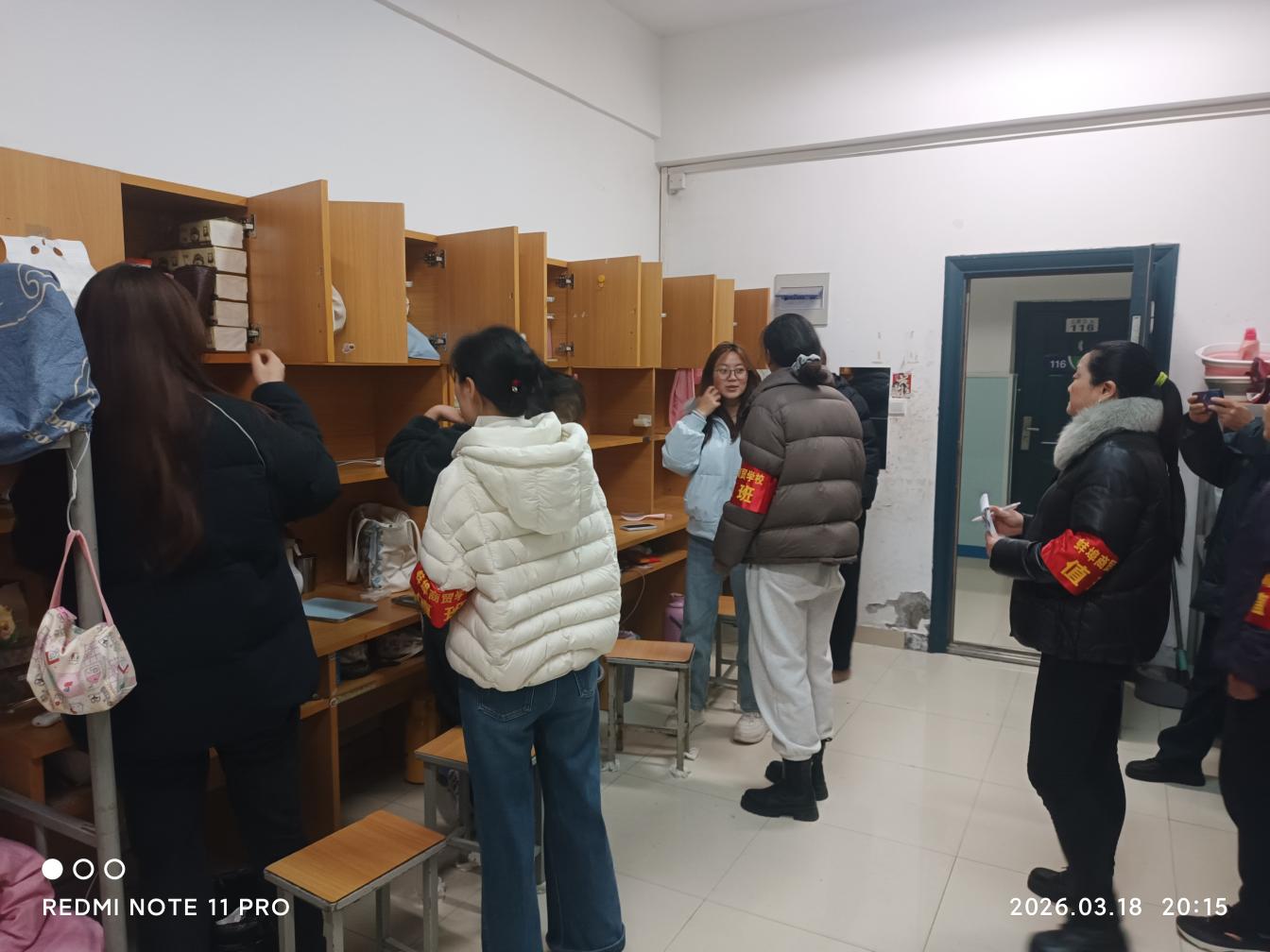 5b7b16f1de893b54ce65279a3b2e1438